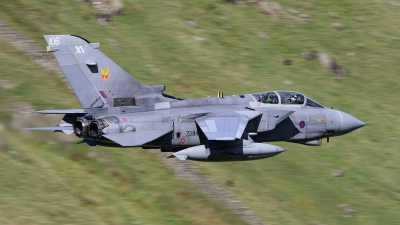 Photo ID 25513 by Scott Rathbone. UK Air Force Panavia Tornado GR4, ZD843