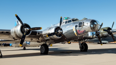 Photo ID 224809 by W.A.Kazior. Private Commemorative Air Force Boeing B 17G Flying Fortress 299P, N9323Z