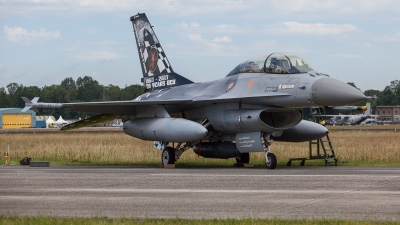 Photo ID 228029 by M. Hauswald. Belgium Air Force General Dynamics F 16BM Fighting Falcon, FB 24