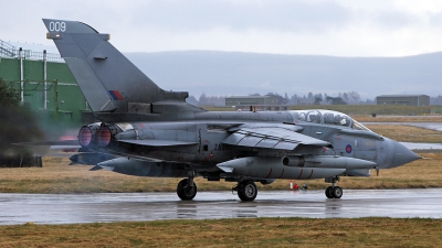 Photo ID 25942 by Andy Walker. UK Air Force Panavia Tornado GR4A, ZA395