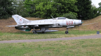 Photo ID 229617 by Milos Ruza. Poland Air Force Mikoyan Gurevich MiG 21F 13, 809
