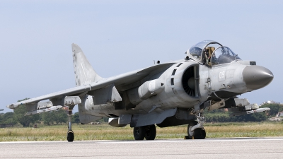 Photo ID 26373 by Maarten Peters. Italy Navy McDonnell Douglas AV 8B Harrier ll, MM7215