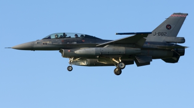 Photo ID 233881 by John. Netherlands Air Force General Dynamics F 16BM Fighting Falcon, J 882