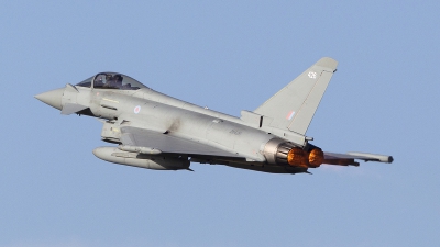 Photo ID 238563 by Tom Gibbons. UK Air Force Eurofighter Typhoon FGR4, ZK426