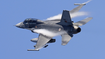 Photo ID 240039 by Fernando Sousa. Portugal Air Force General Dynamics F 16BM Fighting Falcon, 15119