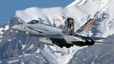 Photo ID 27089 by Pieter Taris. Switzerland Air Force McDonnell Douglas F A 18C Hornet, J 5011