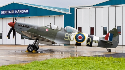 Photo ID 241495 by Tim Lowe. Private Biggin Hill Heritage Hangar Supermarine 509 Spitfire T 9, G BMSB