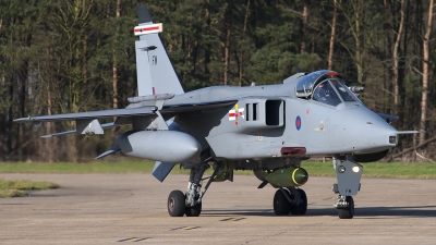 Photo ID 243062 by Chris Lofting. UK Air Force Sepecat Jaguar GR3A, XZ104