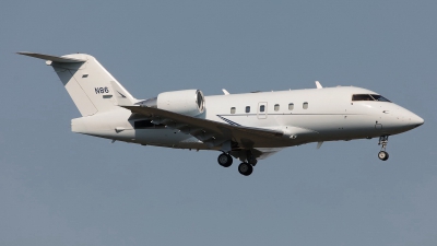 Photo ID 245453 by Sybille Petersen. USA Federal Aviation Administration Canadair CL 600 2B16 Challenger 601 3R, N86