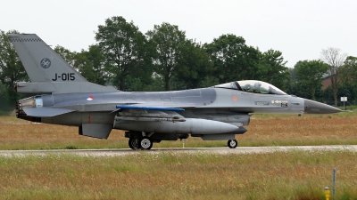 Photo ID 246227 by Richard de Groot. Netherlands Air Force General Dynamics F 16AM Fighting Falcon, J 015