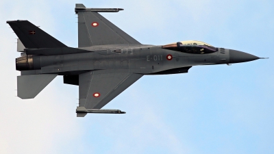Photo ID 246016 by Richard de Groot. Denmark Air Force General Dynamics F 16AM Fighting Falcon, E 011