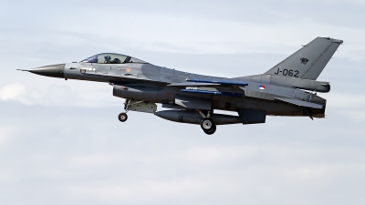 Photo ID 246447 by Niels Roman / VORTEX-images. Netherlands Air Force General Dynamics F 16AM Fighting Falcon, J 062