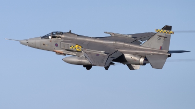 Photo ID 246839 by Chris Lofting. UK Air Force Sepecat Jaguar GR3, XZ400