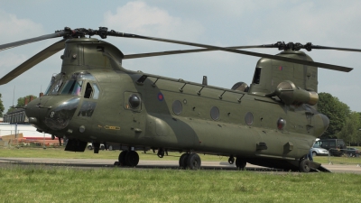 Photo ID 3174 by Martin Patch. UK Air Force Boeing Vertol Chinook HC2 CH 47D, ZA710