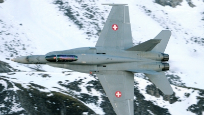 Photo ID 27808 by Joop de Groot. Switzerland Air Force McDonnell Douglas F A 18C Hornet, J 5002