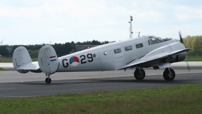 Photo ID 28082 by Toon Cox. Private Stichting Koninklijke Luchtmacht Historische Vlucht Beech Expeditor 3NMT D18S, PH KHV
