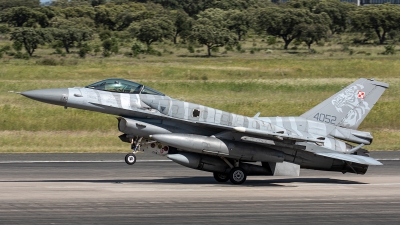 Photo ID 260955 by Thomas Ziegler - Aviation-Media. Poland Air Force General Dynamics F 16C Fighting Falcon, 4052