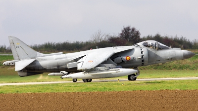Photo ID 29021 by Walter Van Bel. Spain Navy McDonnell Douglas EAV 8B Harrier II, VA 1B 35