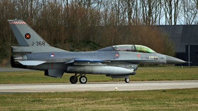 Photo ID 262942 by Richard de Groot. Netherlands Air Force General Dynamics F 16BM Fighting Falcon, J 368