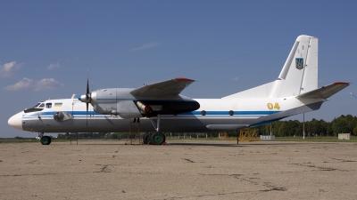 Photo ID 29227 by Chris Lofting. Ukraine Air Force Antonov An 26, 04 YELLOW
