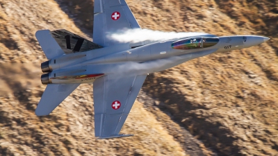 Photo ID 269558 by Agata Maria Weksej. Switzerland Air Force McDonnell Douglas F A 18C Hornet, J 5017