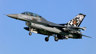 Photo ID 272469 by Carl Brent. Belgium Air Force General Dynamics F 16BM Fighting Falcon, FB 24