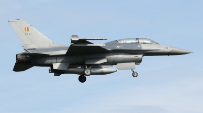 Photo ID 272693 by kristof stuer. Belgium Air Force General Dynamics F 16BM Fighting Falcon, FB 17