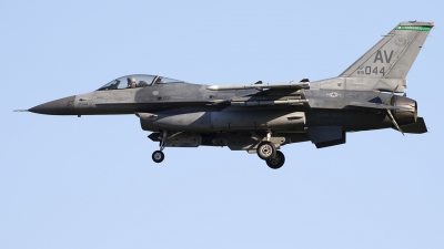 Photo ID 273568 by Chris Lofting. USA Air Force General Dynamics F 16C Fighting Falcon, 89 2044