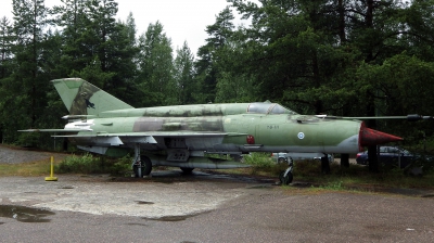 Photo ID 274035 by Michael Baldock. Finland Air Force Mikoyan Gurevich MiG 21bis, MG 111
