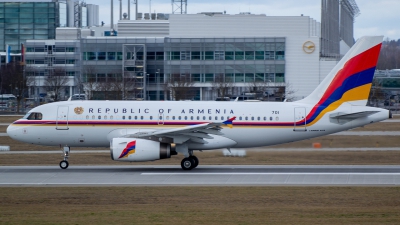 Photo ID 278727 by Philipp Denk. Armenia Government Airbus A319 132 CJ, 701