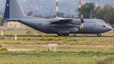 Photo ID 279149 by Ruben Galindo. Chile Air Force Lockheed C 130H Hercules L 382, 995