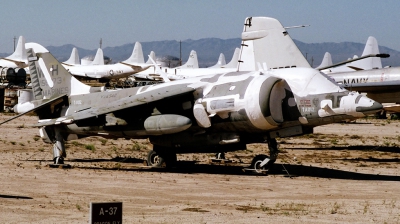 Photo ID 30839 by Michael Baldock. USA Marines Hawker Siddeley AV 8C Harrier, 158973