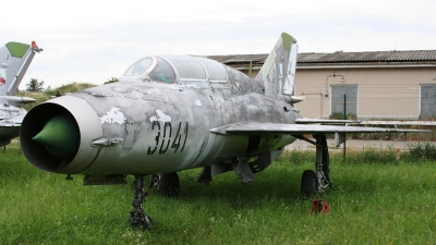 Photo ID 31731 by Milos Ruza. Slovakia Air Force Mikoyan Gurevich MiG 21UM, 3041