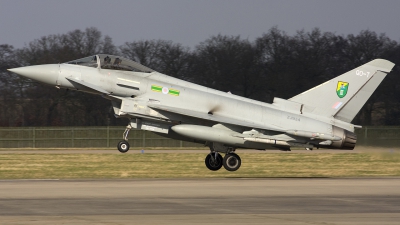 Photo ID 32345 by Chris Lofting. UK Air Force Eurofighter Typhoon F2, ZJ934