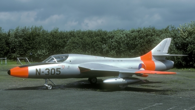 Photo ID 32396 by Joop de Groot. Netherlands Air Force Hawker Hunter T7, N 305