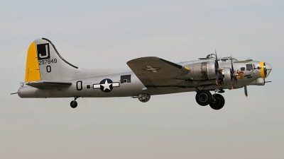 Photo ID 32594 by Jonathan Morgan. Private Liberty Foundation Boeing B 17G Flying Fortress 299P, N390TH