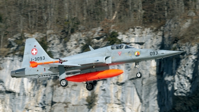 Photo ID 32916 by Joop de Groot. Switzerland Air Force Northrop F 5E Tiger II, J 3093