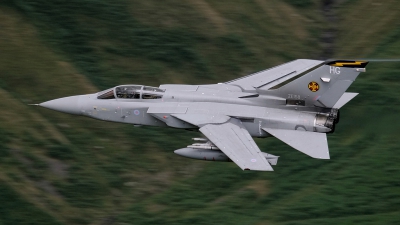 Photo ID 33695 by John Higgins. UK Air Force Panavia Tornado F3, ZE158