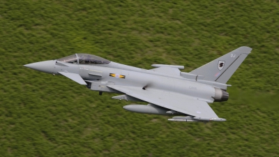 Photo ID 33941 by Barry Swann. UK Air Force Eurofighter Typhoon FGR4, ZJ935
