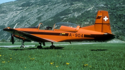 Photo ID 33957 by Joop de Groot. Switzerland Air Force Pilatus PC 7 Turbo Trainer, A 904