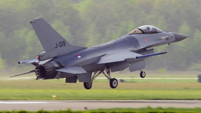 Photo ID 34043 by Robert (Robby) J Cijntje. Netherlands Air Force General Dynamics F 16AM Fighting Falcon, J 019