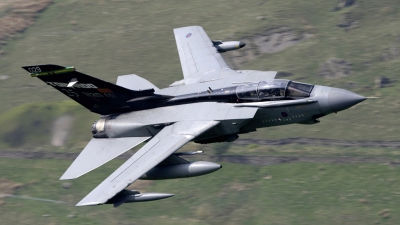 Photo ID 34572 by Barry Swann. UK Air Force Panavia Tornado GR4, ZA469