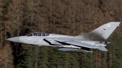 Photo ID 35668 by Chris Lofting. UK Air Force Panavia Tornado F3, ZE961