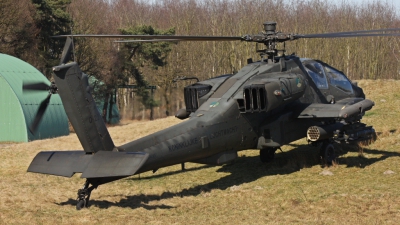 Photo ID 38473 by Jimmy van Drunen. Netherlands Air Force Boeing AH 64DN Apache Longbow, Q 22