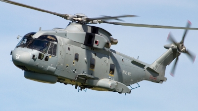 Photo ID 4752 by Philip Jones. UK Navy AgustaWestland Merlin HM1 Mk111, ZH824
