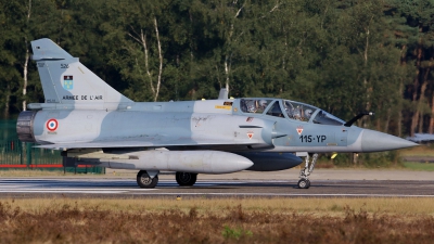 Photo ID 40660 by Mario Boeren. France Air Force Dassault Mirage 2000B, 526