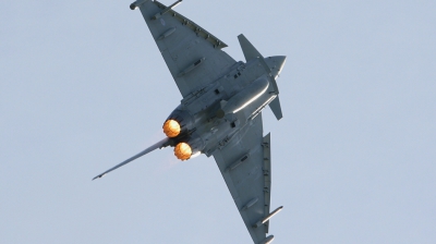 Photo ID 41895 by Paul Newbold. UK Air Force Eurofighter Typhoon FGR4, ZJ926