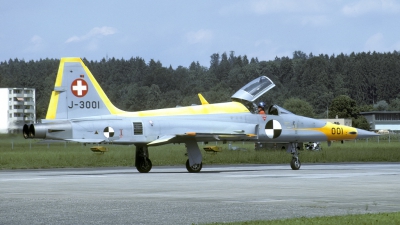 Photo ID 41750 by Joop de Groot. Switzerland Air Force Northrop F 5E Tiger II, J 3001