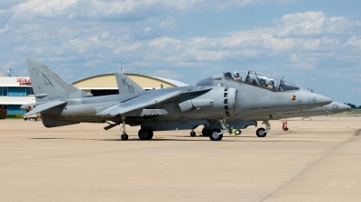 Photo ID 44221 by Andrew Thomas. USA Marines McDonnell Douglas TAV 8B Harrier II, 164122