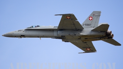 Photo ID 5573 by Ian Woodcock. Switzerland Air Force McDonnell Douglas F A 18C Hornet, J 5007